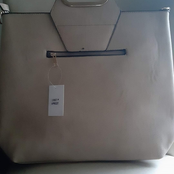 Handbag - Picture 2 of 2